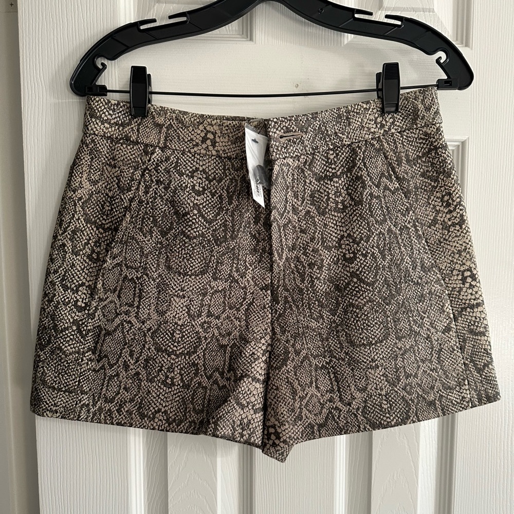 NWT Joie Abreal Snakeskin High Waisted Lamb Leather Gravel Shorts Women’s Size 6